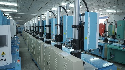 珠海伺服超聲波焊機在注塑行業(yè)應(yīng)用創(chuàng)新